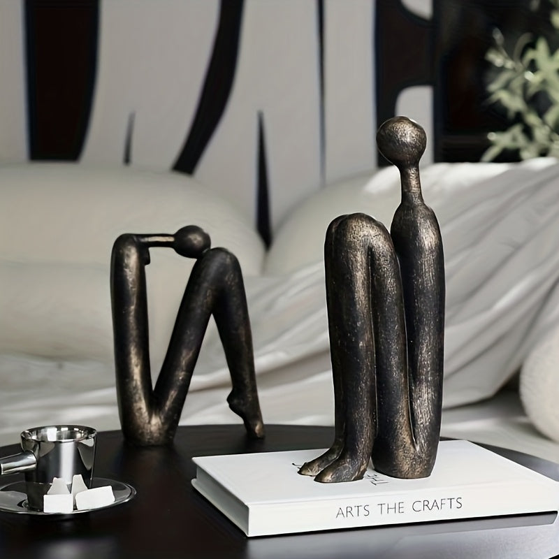 Conjunto de 2 Peas de Estatuetas Modernas de Resina para Estante Esculturas de Suportes de Livros Decorativos em Formato Humano Ornamentos Elegantes com Design de Figura Sentada Adequados para Estantes Mesas Decorao de Escritrio em Casa Artesana